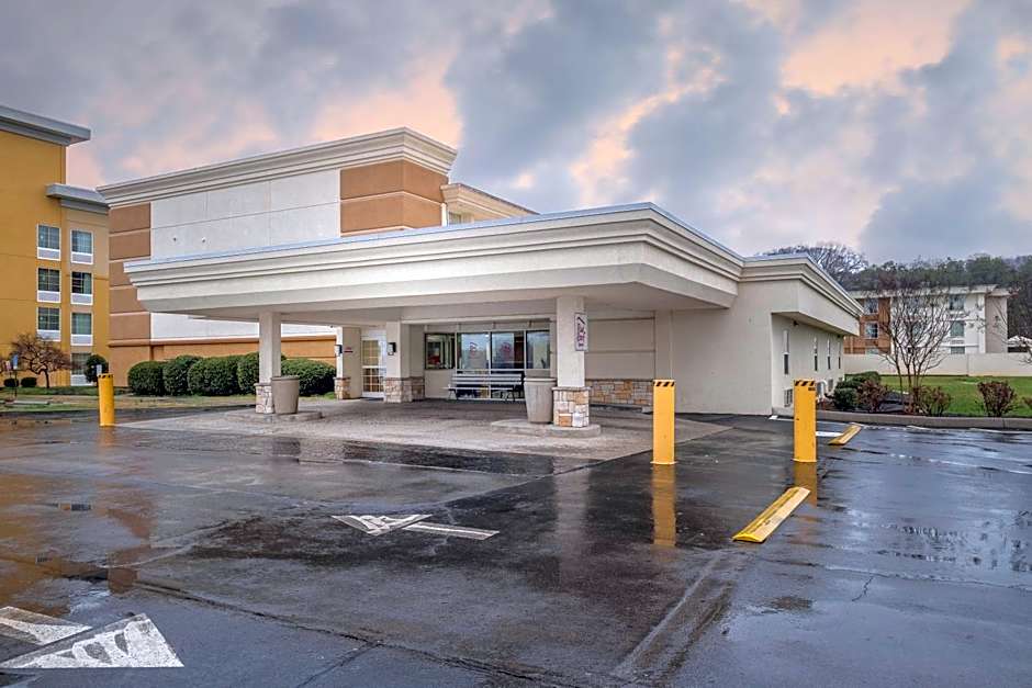 Red Roof Inn Knoxville Central - Papermill Road