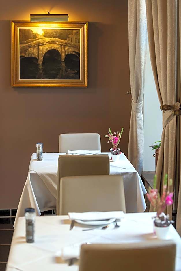 Martin's Relais