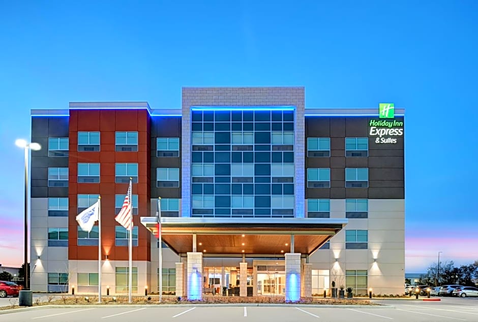 Holiday Inn Express & Suites Memorial – CityCentre, an IHG Hotel