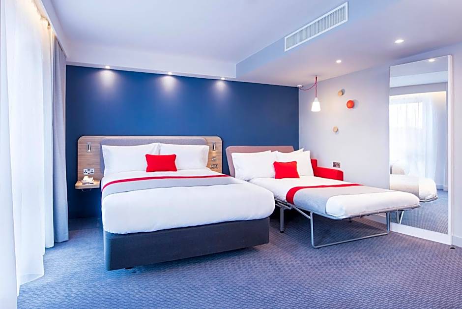 Holiday Inn Express Bridgwater By IHG