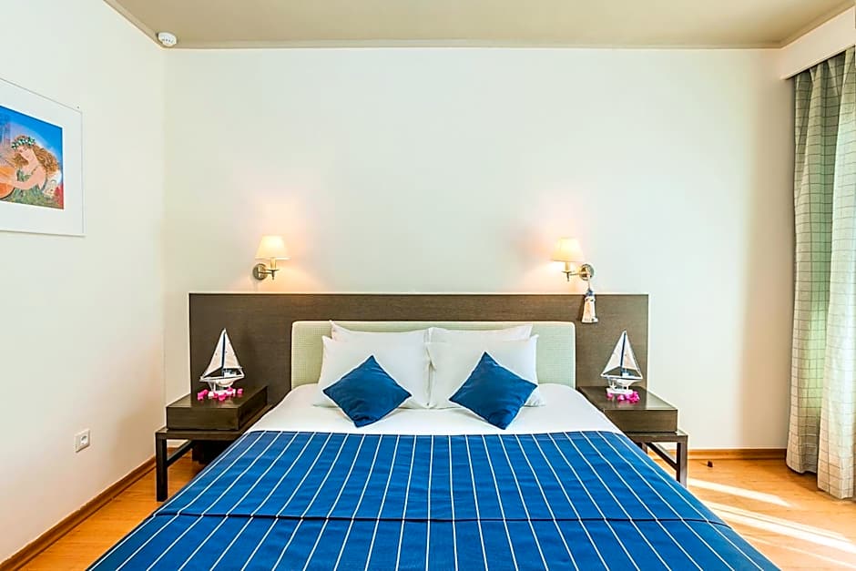 Photo 1 of 6 of Superior 1 Double Bed or 2 Beds, Sea View