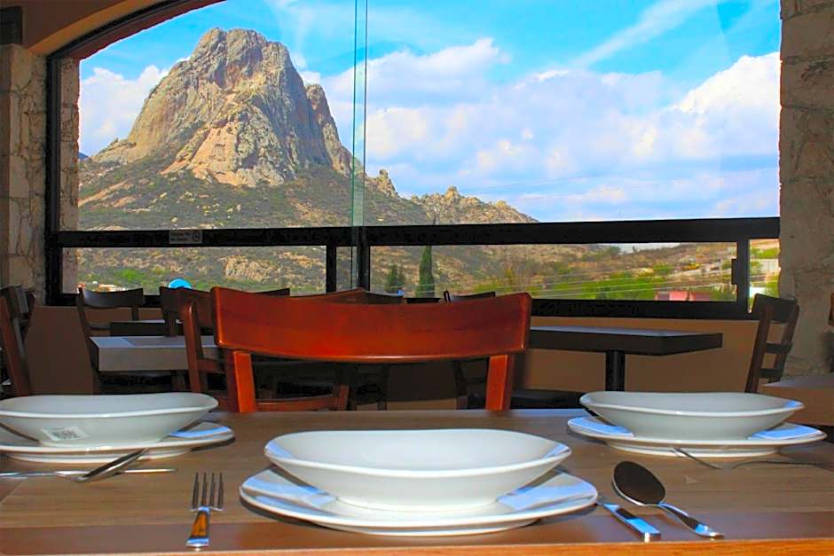 Hotel Villa Bernal