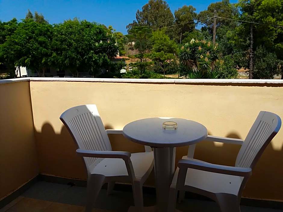 Elanthi Village Apartments