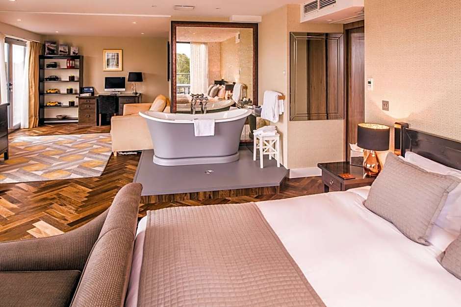 The Varsity Hotel & Spa