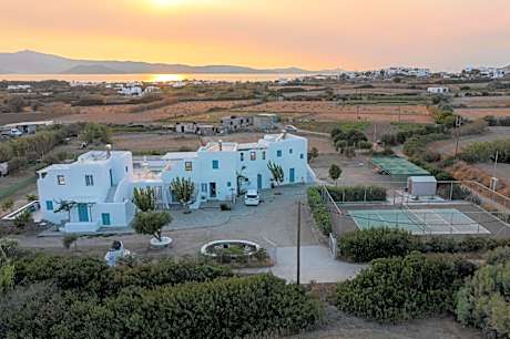Naxos Affinity Villas