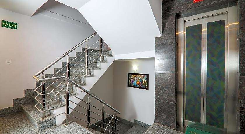 Hotel Amar International