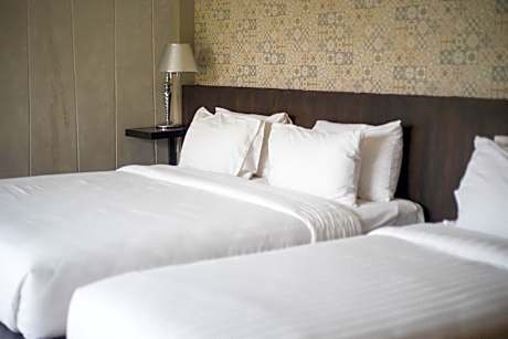 Executive Triple Room