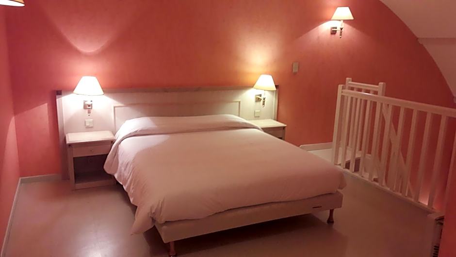 Logis L'Auberge Bourbonnaise