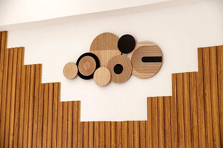 Vincenzo Harmony II- Rethymno old town