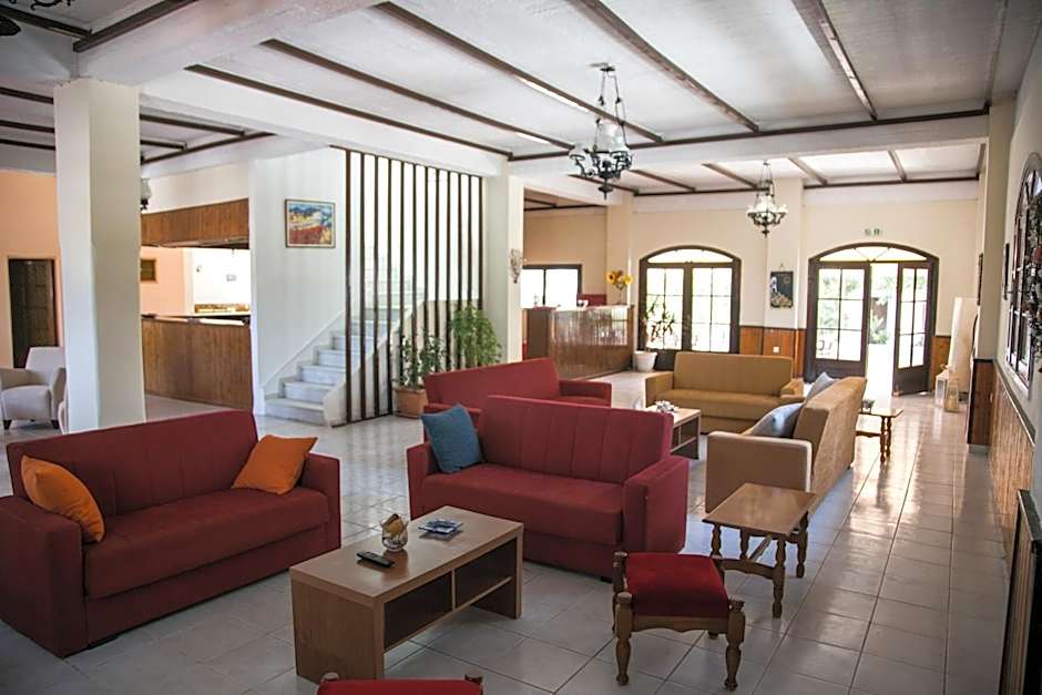 Kefalonia Beach Hotel & Bungalows