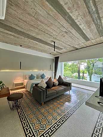 Executive Suite