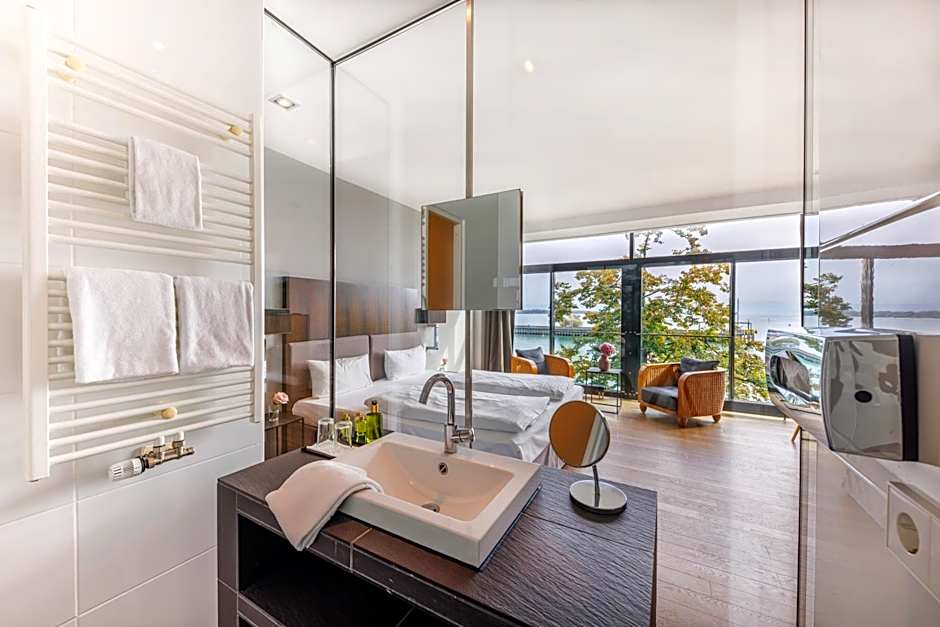 aika seaside living hotel