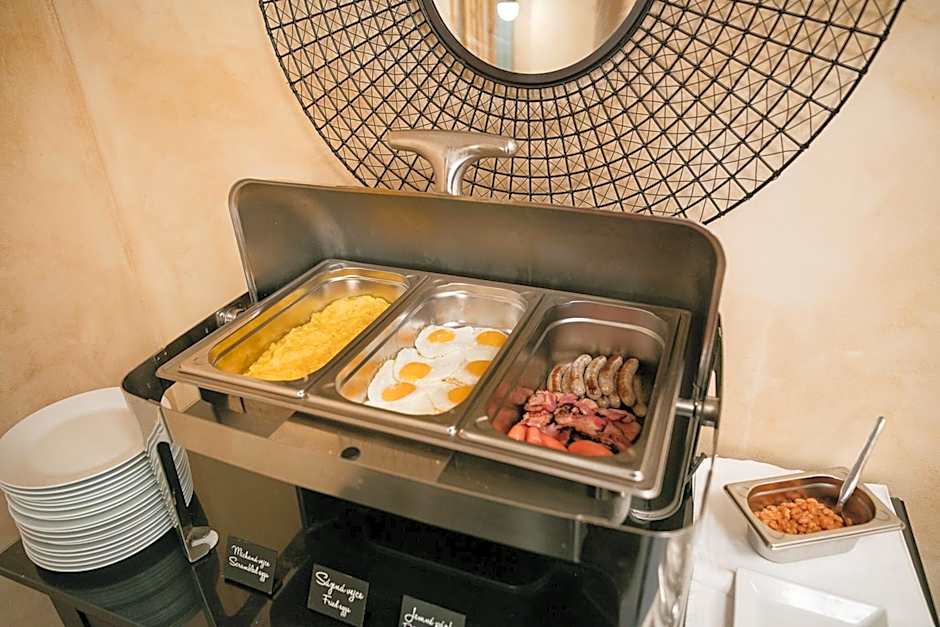 Pytloun Design Self Check-in Hotel