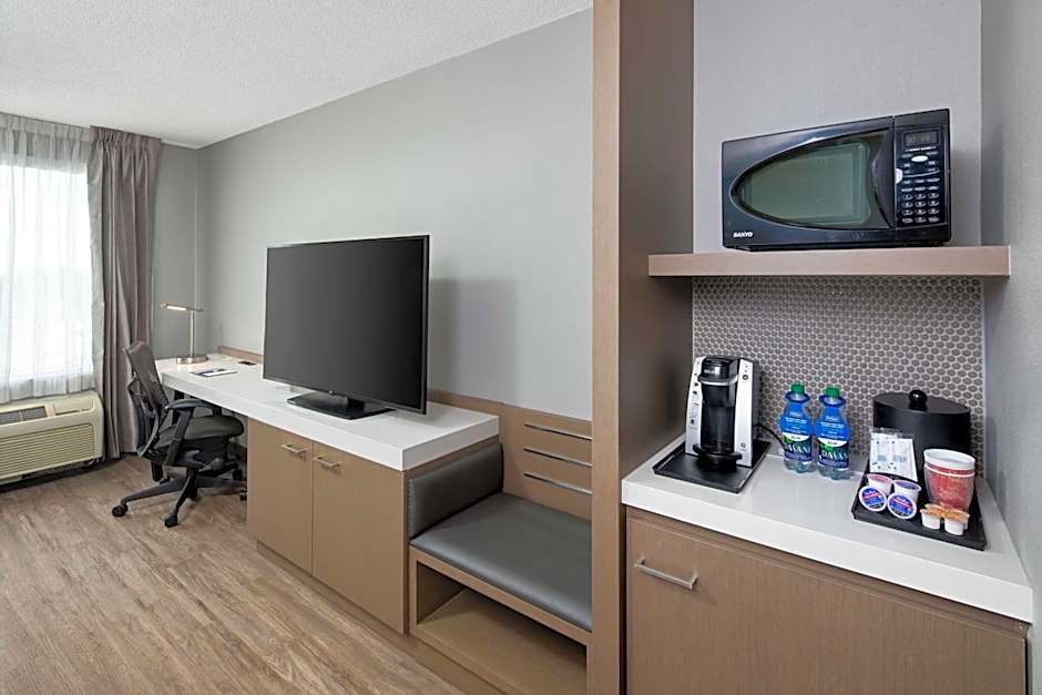 Hilton Garden Inn Halifax Airport