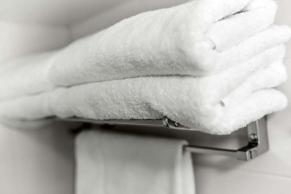 St Ives Motel Apartments