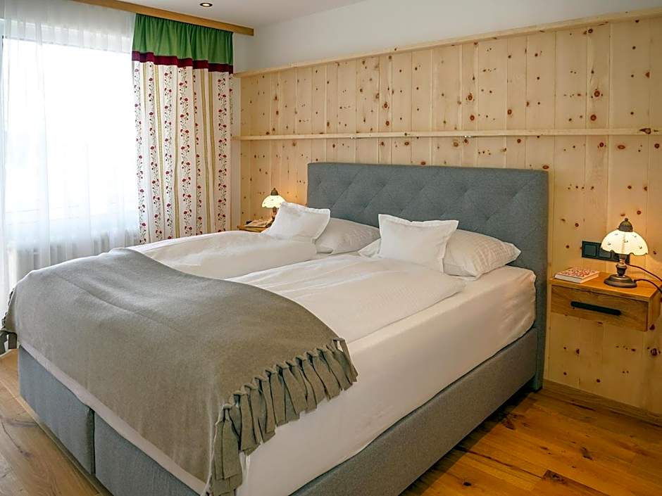 Hotel LENAUHOF - nur 3 Minuten zur Rottal Terme -