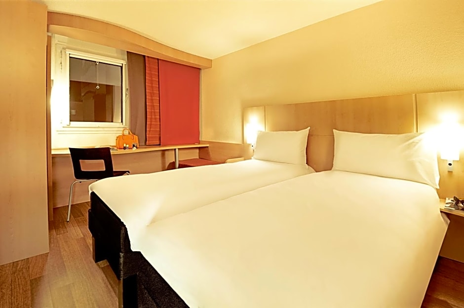 ibis Paris la Défense Centre