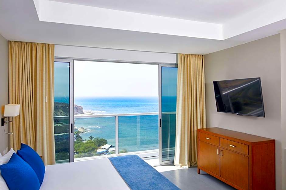 Wyndham Manta Sail Plaza Hotel and Convention Center