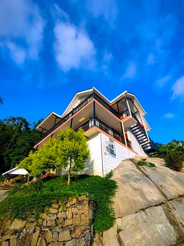 KUNDASANG MOUNT GARDEN