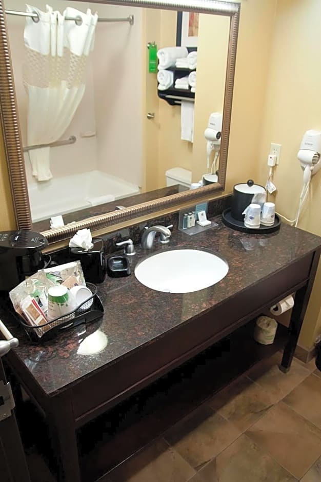 Hampton Inn & Suites Mission