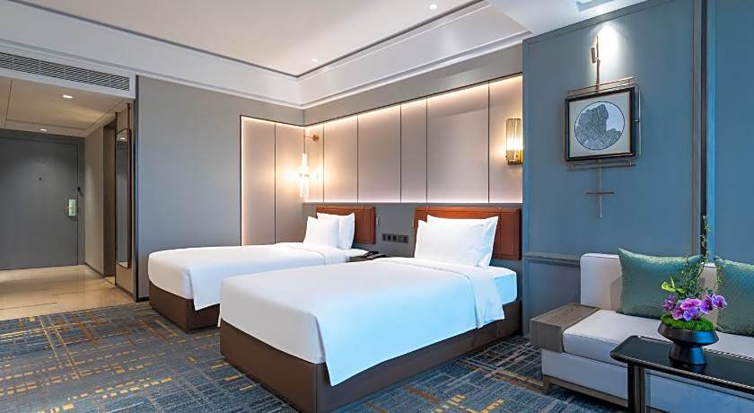 Wyndham Grand Plaza Royale Ningbo