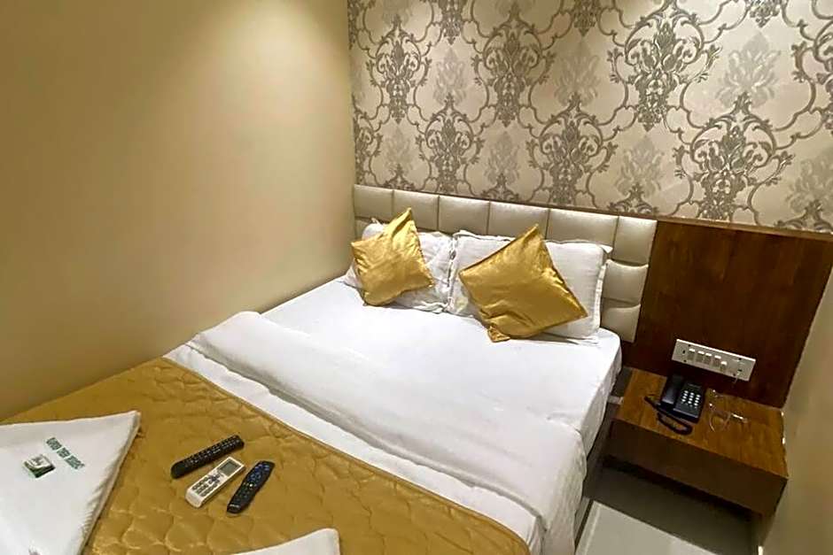 Garden Creek Residency