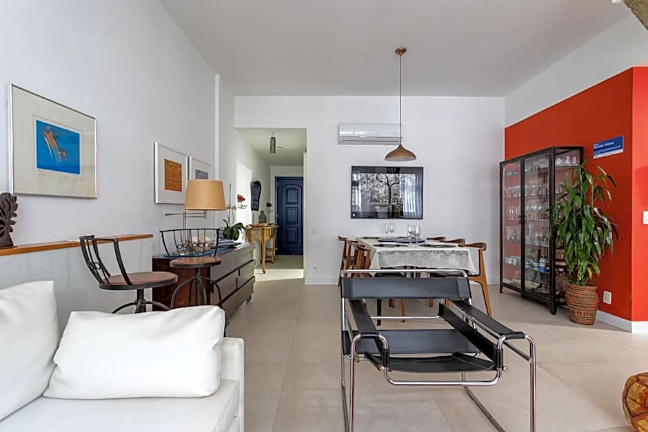 Maravilha no Leme - Até 4 pessoas - GRC701 Z5