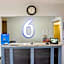 Motel 6 Litchfield, IL