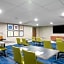 Holiday Inn Express & Suites Santa Ana - Orange County