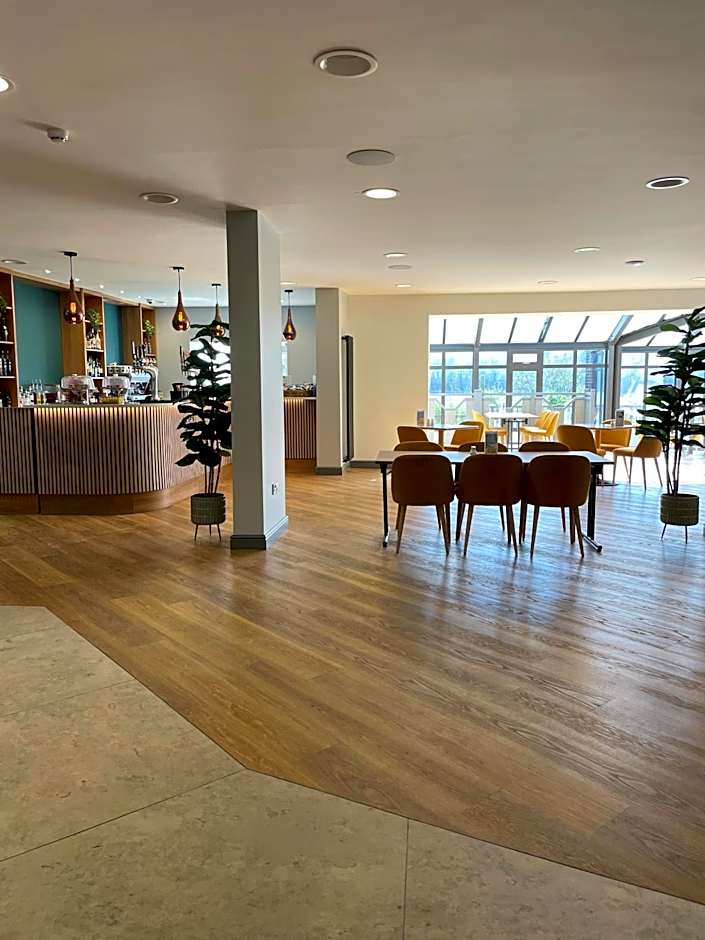 Passage House Hotel