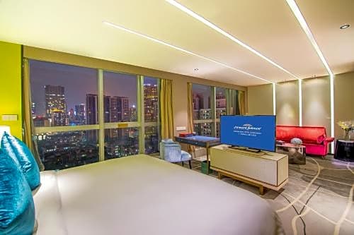 Howard Johnson Riverview Hotel Guangzhou