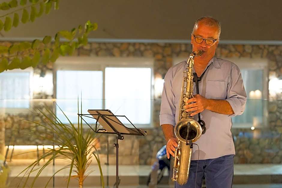 Cabana Blu Hotel & Suites