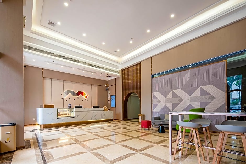 Borrman Hotel Zhanjiang Jinshawan Chikan Republic of China Style Street