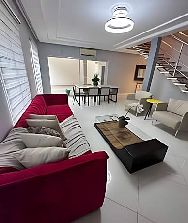 Casa Ampla - Climatizada - Piscina-Aerea gourmet para ate 20 pessoas