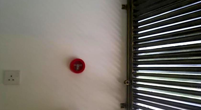 Teruntum 96 Guest House