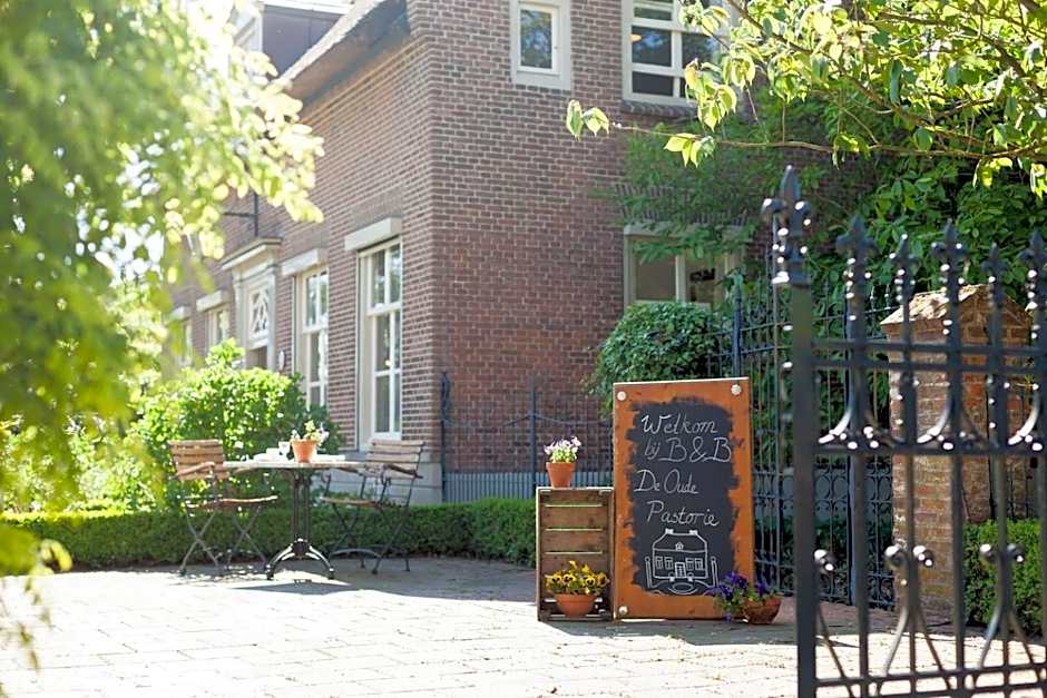 De Oude Pastorie Macharen