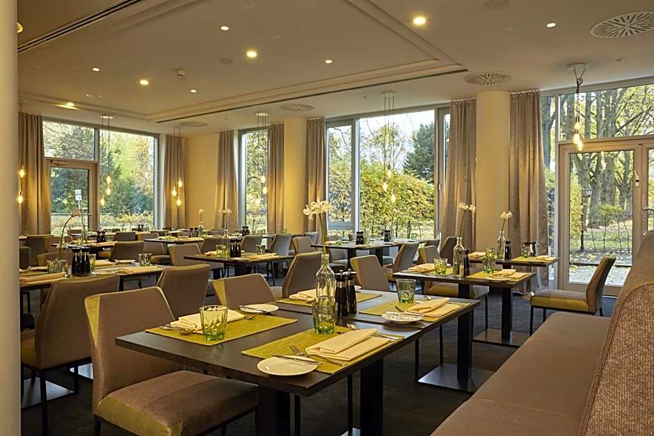 H4 Hotel Kassel City, Trademark Collection by Wyndham