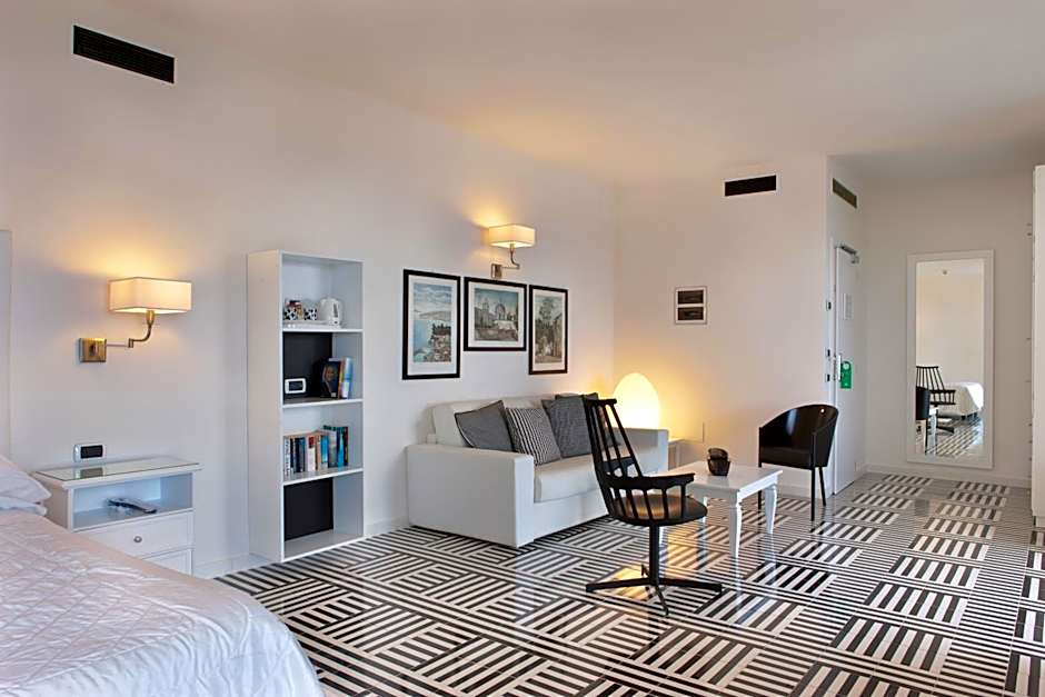 Hotel Bristol
