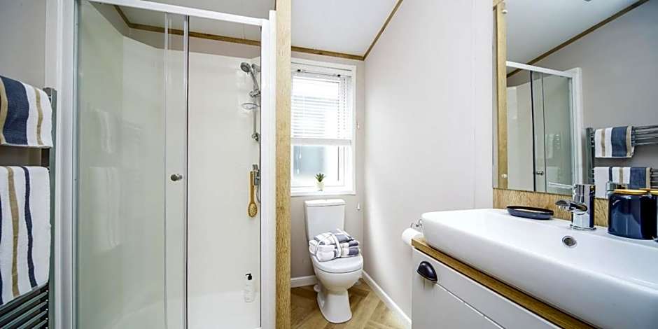 Luxury Lodge - Hoburne Devon Bay