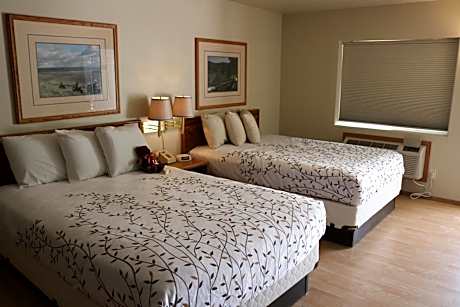 Queen Room with Two Queen Beds - Disability Access