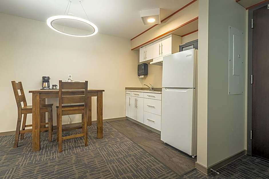 Quality Inn Sunshine Suites