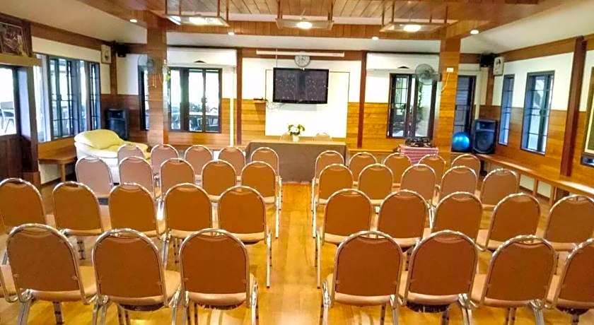 Nicslongstay Hotel