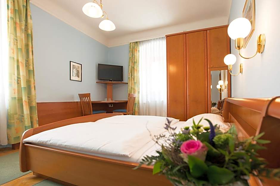 Hotel-Garni Goldenes Kreuz