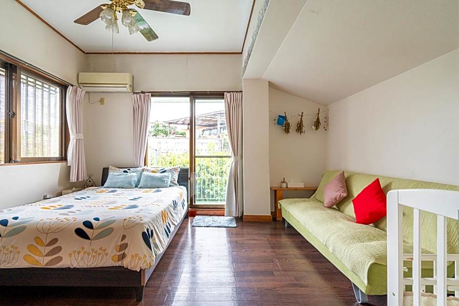 Beach House Yomitan