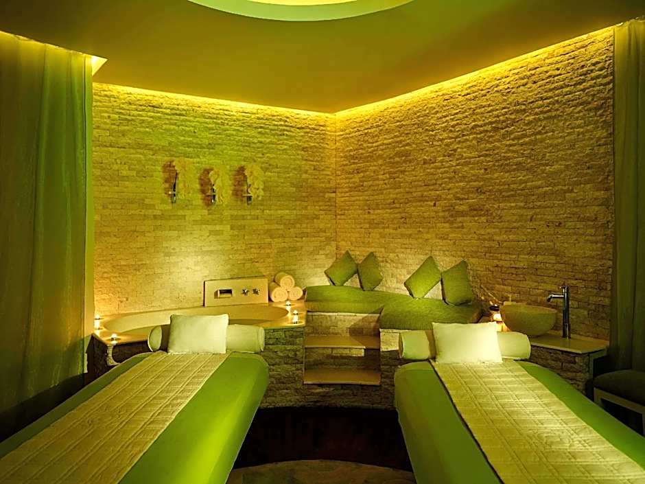 Pullman Bali Legian Beach
