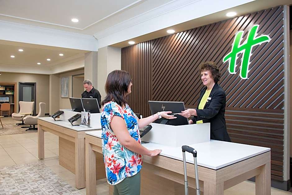 Holiday Inn Hotel And Suites Pittsfield-Berkshires By IHG