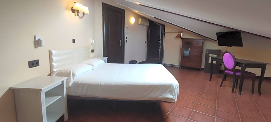 La Posada De La Magistral