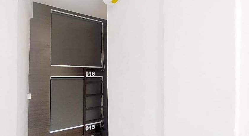 RedDoorz @ Capsule Inn Teuku Umar