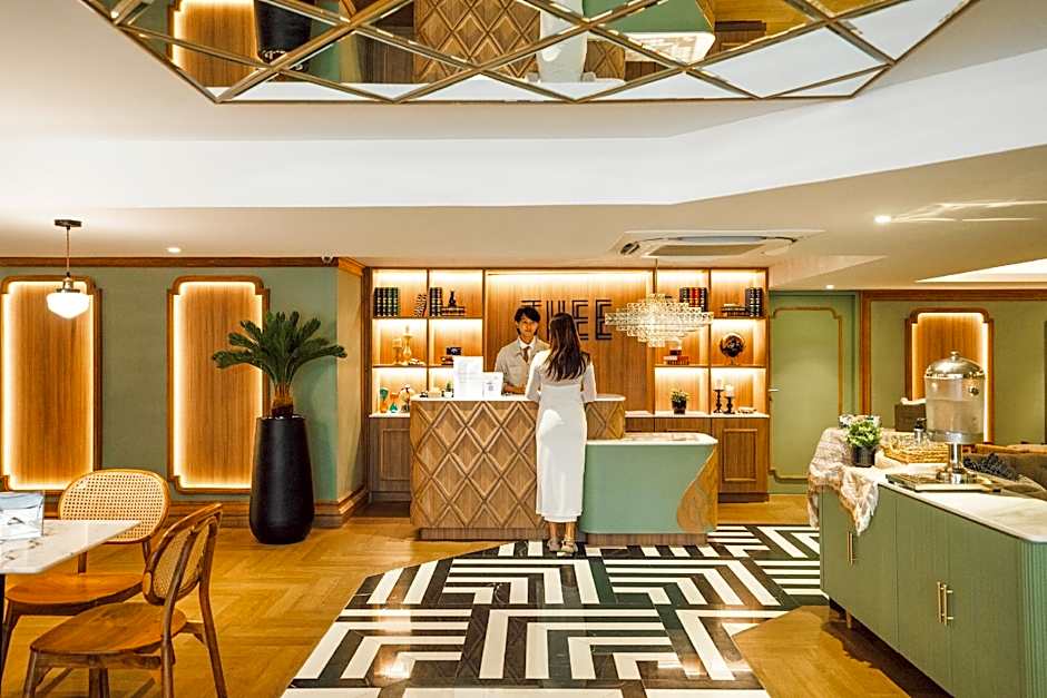 Thee Bangkok Hotel by TH District