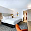 Holiday Inn Express & Suites Buffalo Airport By IHG